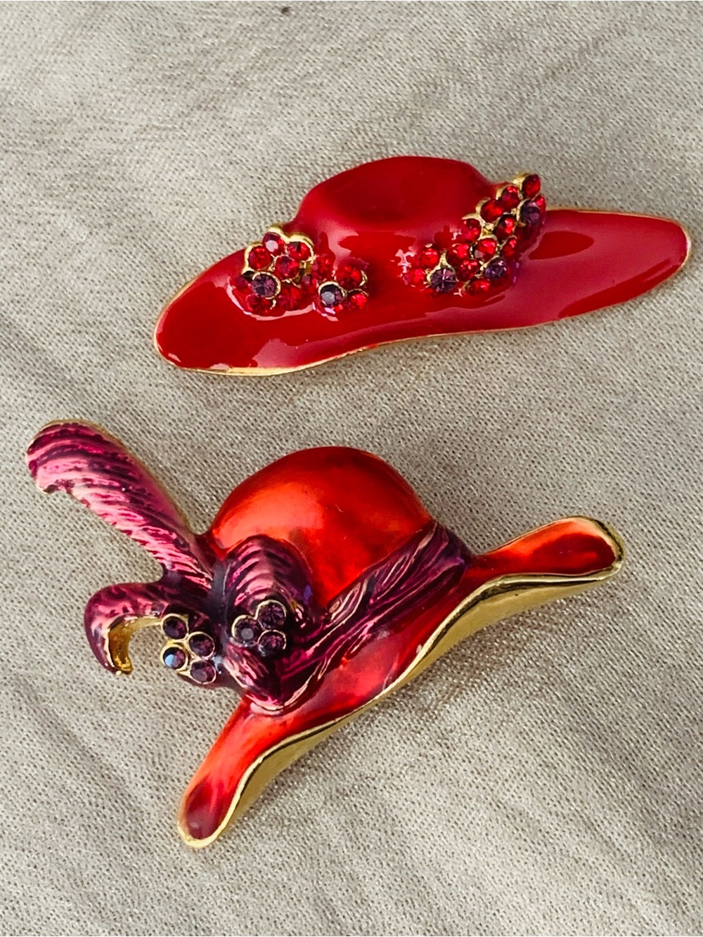Red Hat Society Brooches Set of Two (2)